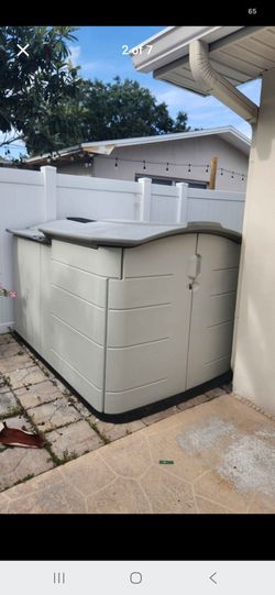 Suncast Outdoor Storage shed