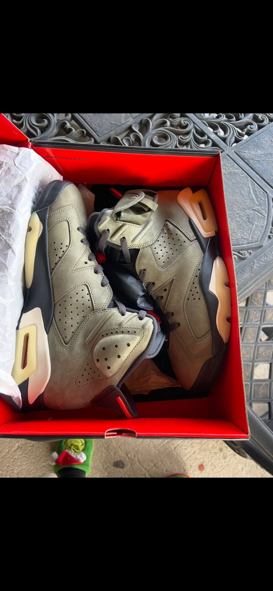 Nike Travis Scott Air Jordans 6 Retro Size 9.5 $380