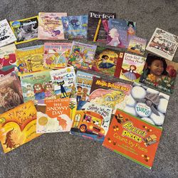 LOT 26 paperback children’s books