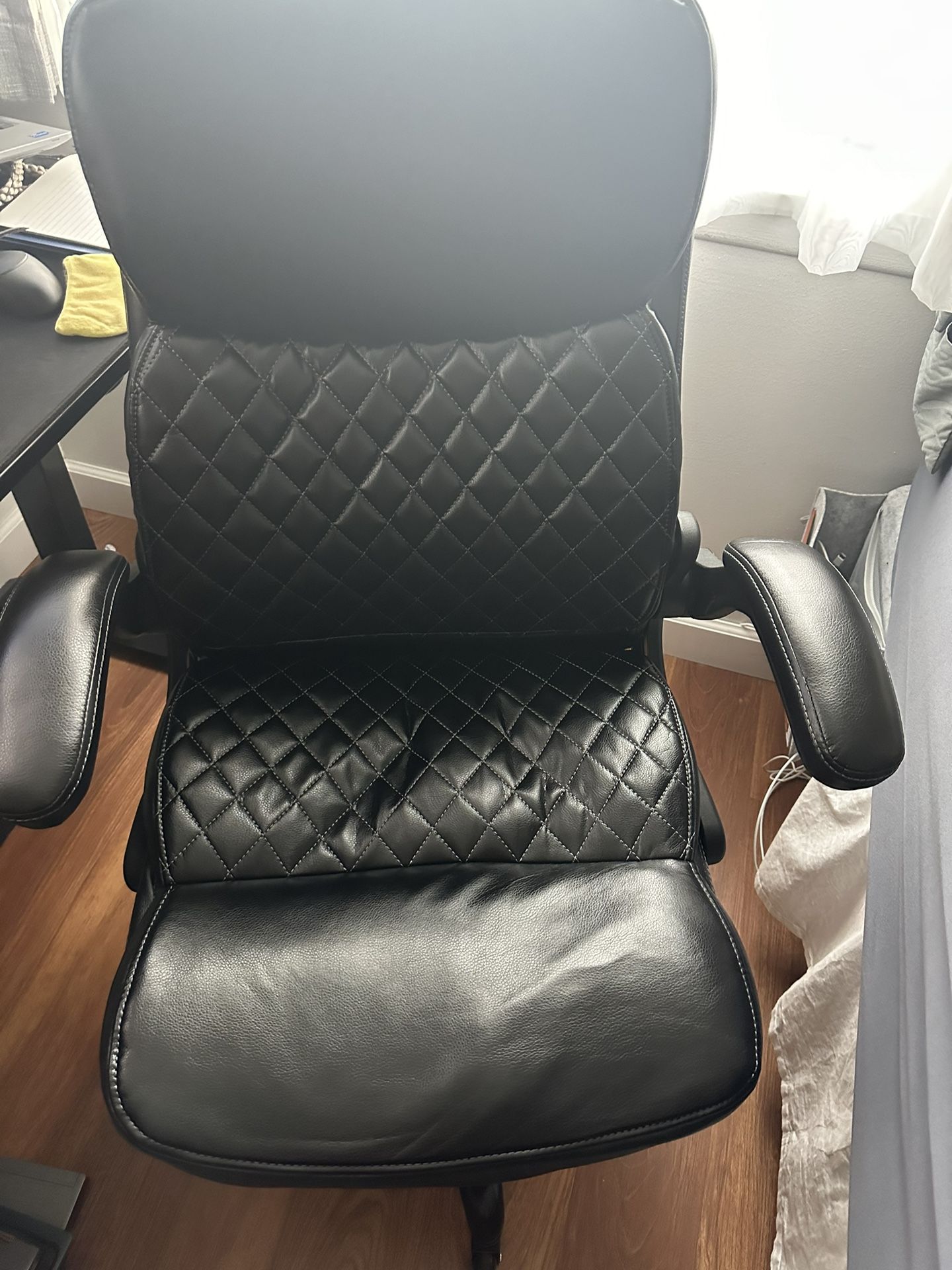 Leather Chair 