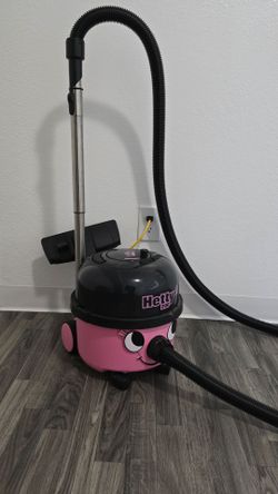 Hetty 200 Canister Vacuum with US plugs (factory orignial)