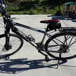 ROAM Giant Mountain Bike 