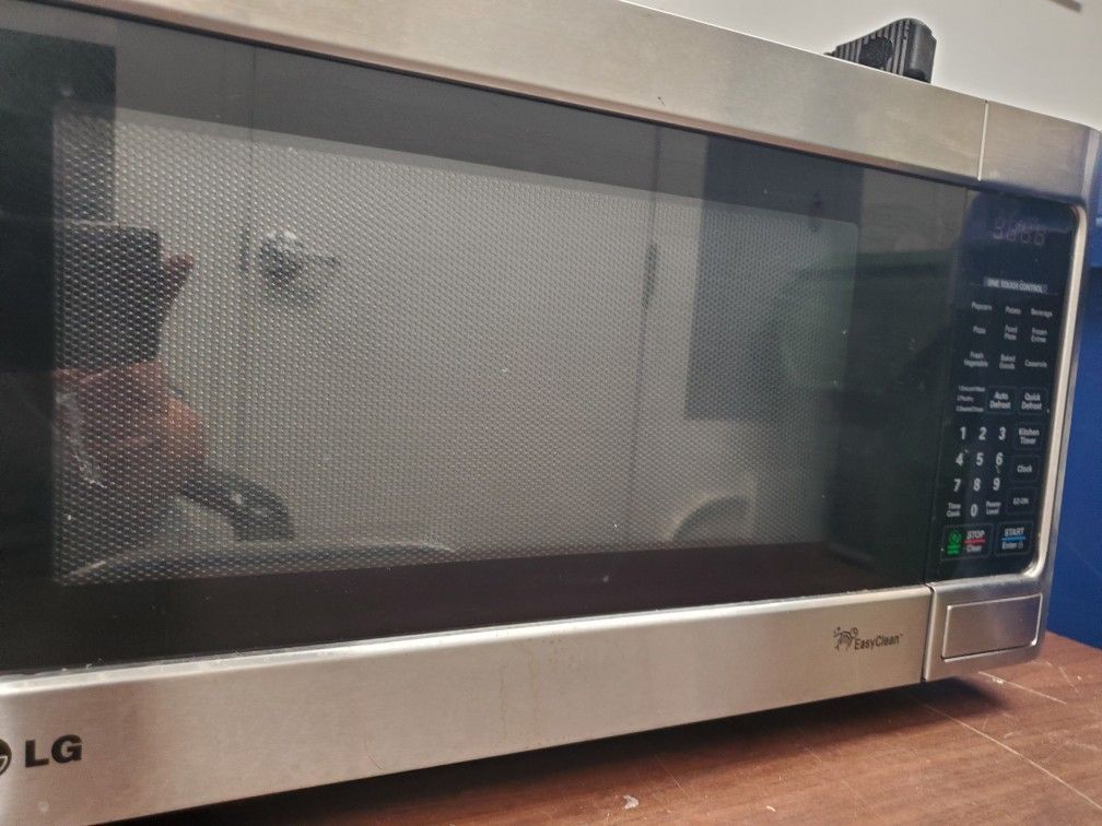 LG Microwave