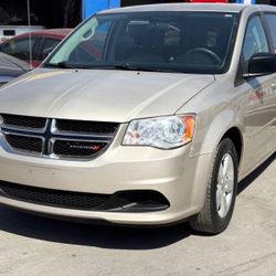  2013 Dodge Grand Caravan SE SE 4dr Mini-Van Price $6,000 Mileage 148,579