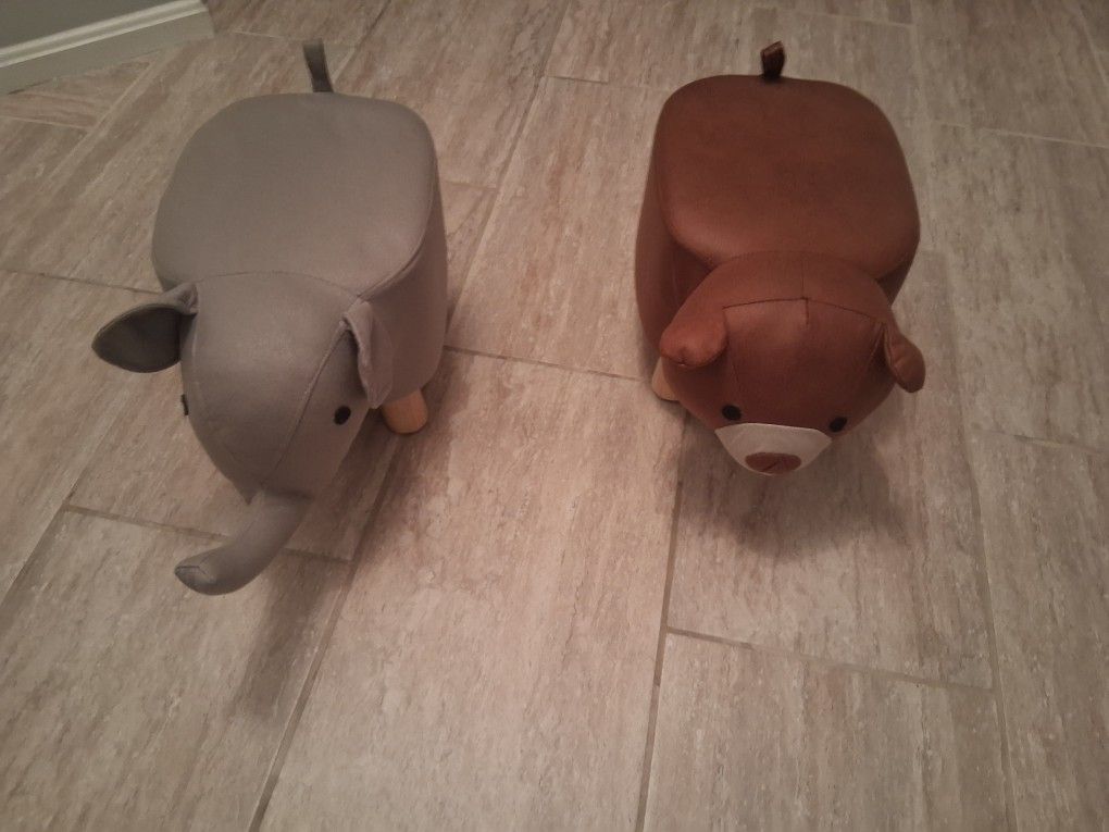 Bear And Elephant Kids Step Stool/foot Rest