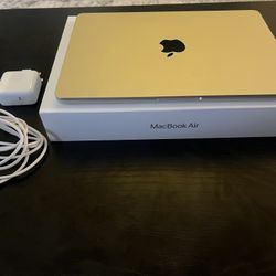 MacBook Air 13in (2025