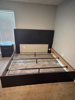 Brand New King Bedroom Set – Ashley Blanchard
