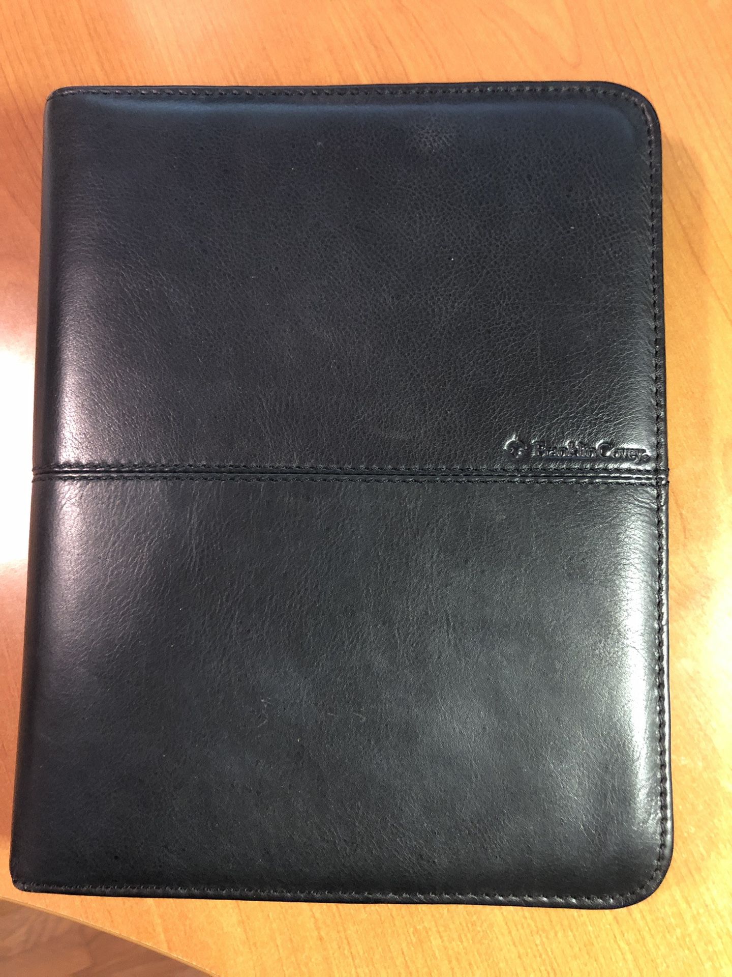 Franklin Covey Nappa black leather classic size planner binder like new