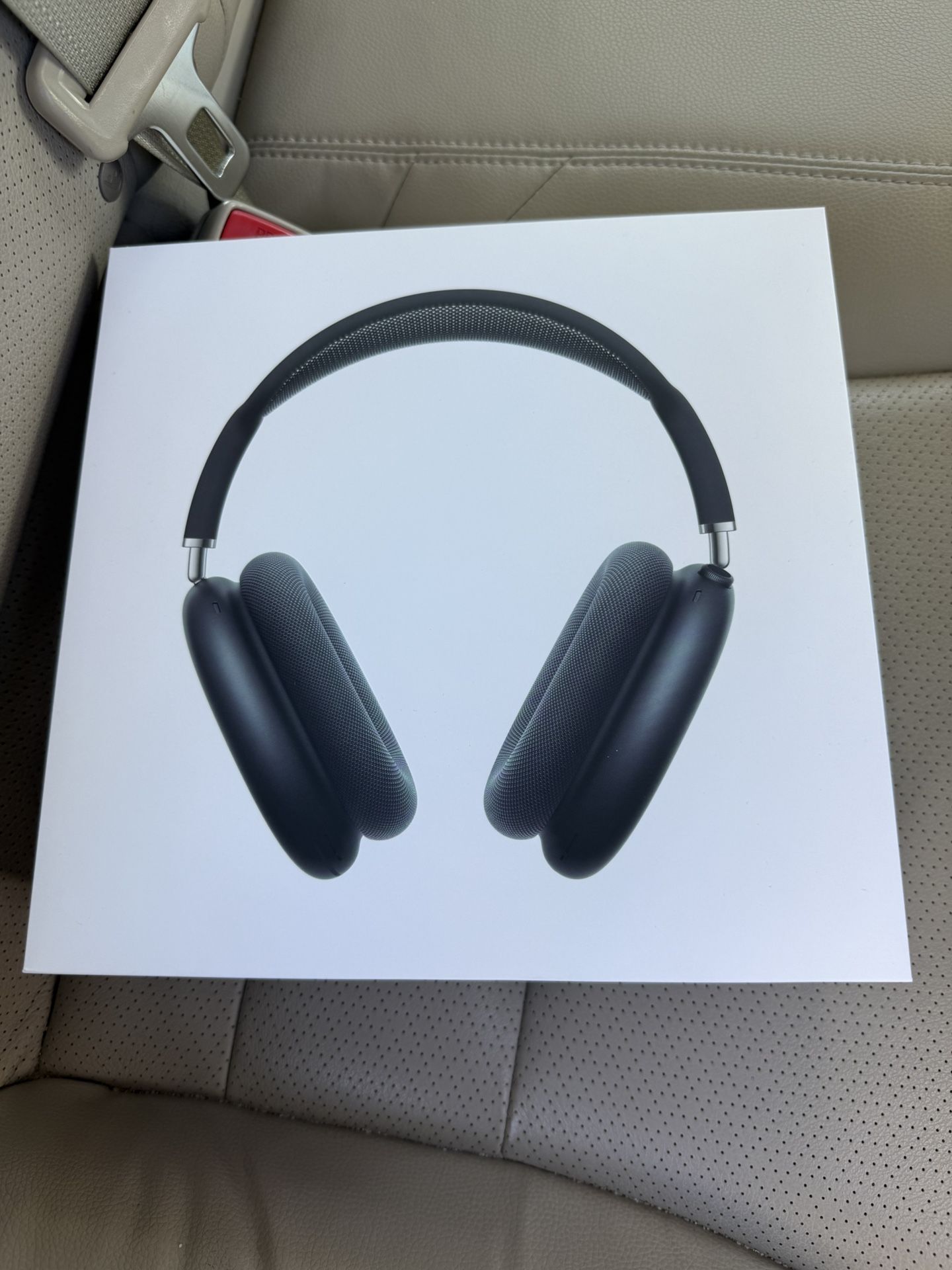 Apple Air Pods Max USB-C Brand New
