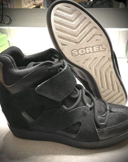 Black leather Sorel’s