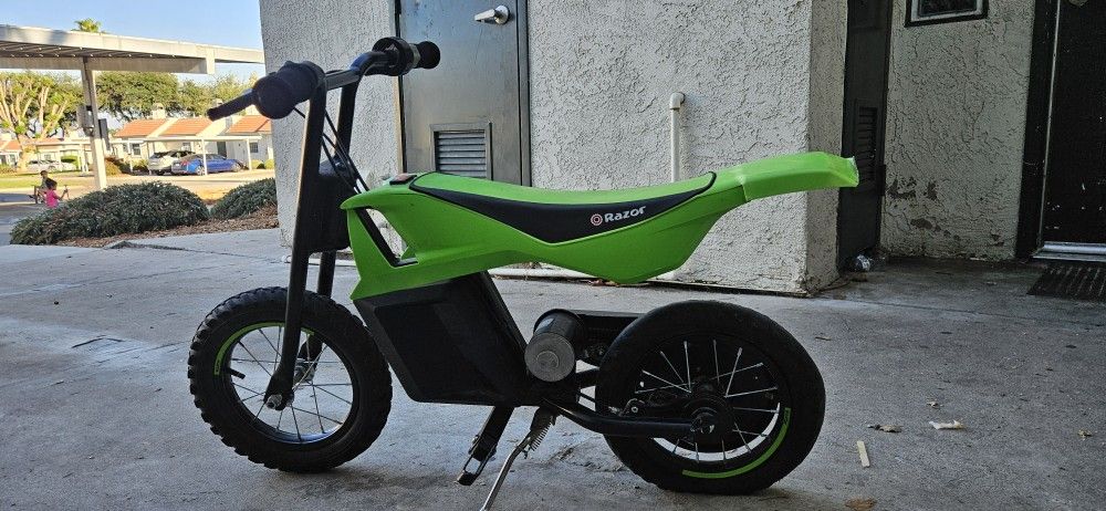 Kids RAZOR bike