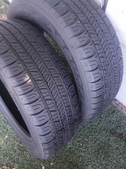 2 llantas 185/60/15 seminuevas Goodyear no parches no licks no cracks 80x100 de vida $70 obo