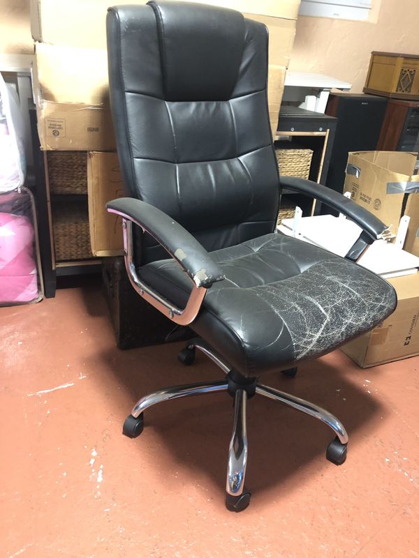 Black Desk Rolling Chair For Sale In Miami Fl Offerup