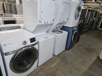 Huge Liquidation Sale Warehouse Full Of Nice Lightly Used Refurbished Reconditioned Certified Washer Dryer Refrigerator Oven Stove Stackable Free Warr