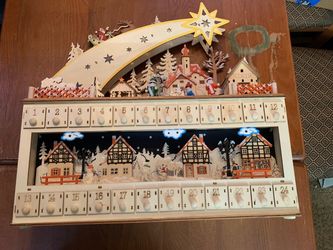 Large Wooden Cut Out Christmas Advent Calendar Lights Up 24 Drawers
