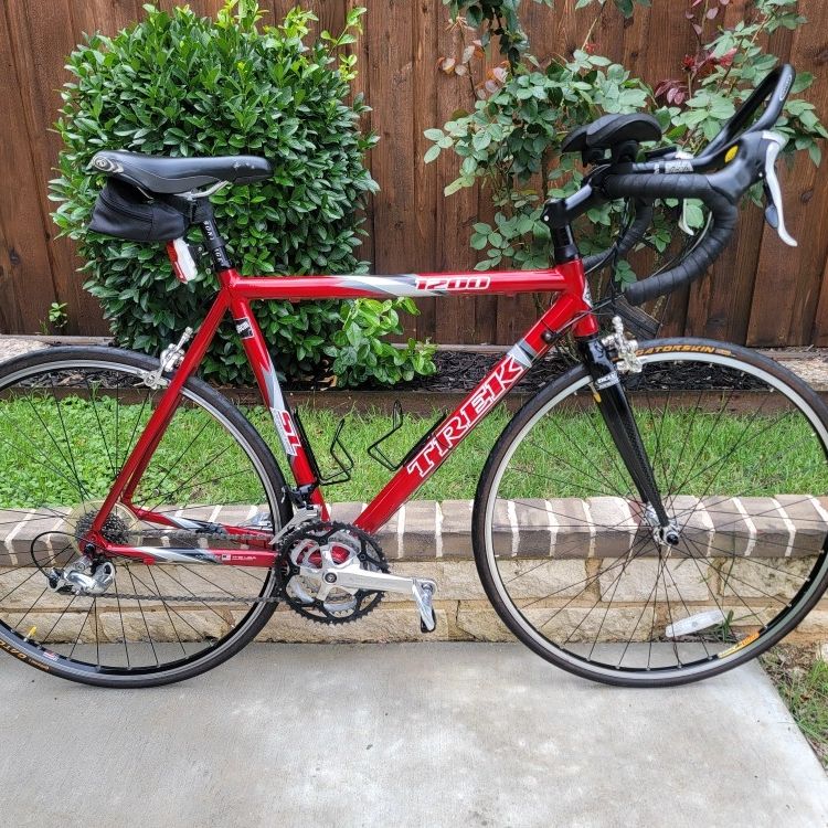 Trek 1200 SL Road Bike for Sale in Grand Prairie, TX - OfferUp Trek 1200 SL Road Bike for Sale in Grand Prairie, TX - OfferUp