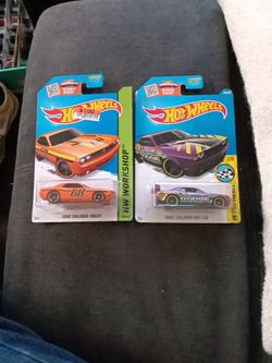 Hot Wheels Dodge Challenger Concept and Drift Car 