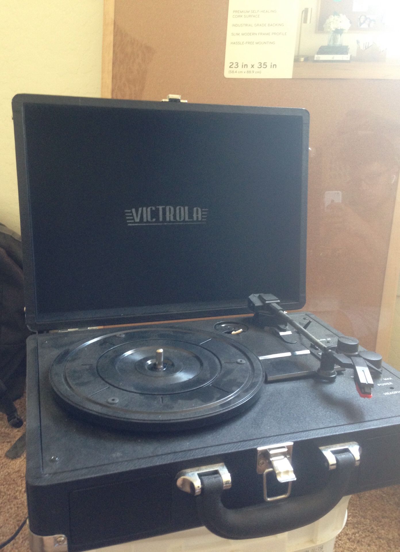 Victrola: Record Player/ AUX/ Bluetooth