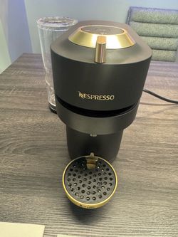 NESPRESSO MACHINE By Breville Vertuo Pop+ Deluxe Matte Black