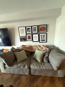 Cozy Oversized Modular Couch – Great Cond