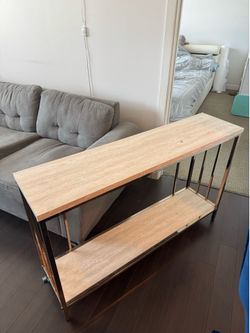 Elegantw modern console