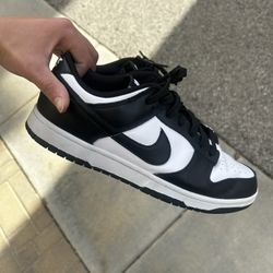 Nike Panda Dunks