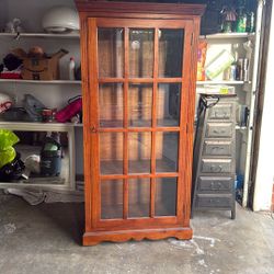 Display Cabinet