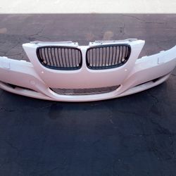2009-2011 Bmw 3 Series Sedan Complete Front Bumper With Grills OEM.