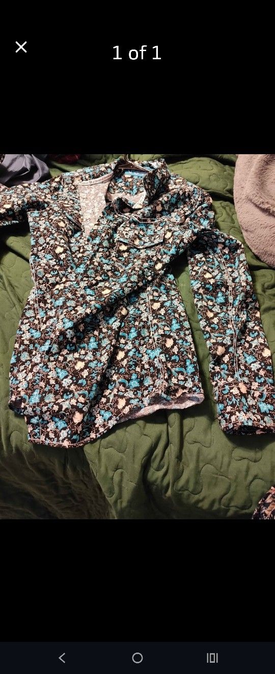 Women's Pearl Snap Small