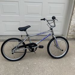 Mongoose Motivator bmx Bike -silver 
