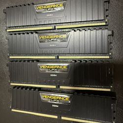 DDR4 Corsair Vengeance LPX Ram
