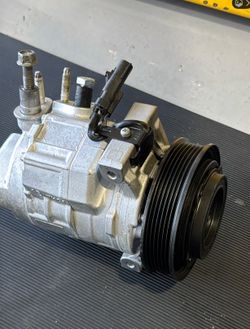 AC Compressor 10SRE18C fits Chrysler 200, Town & Country / Dodge Grand Car... QR