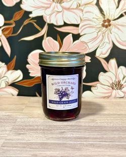 🍇 Homemade Wild Grape & Apple Cinnamon Jelly