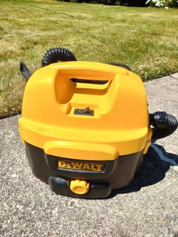 DeWalt Wet Dry Vac DC500