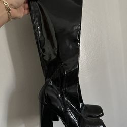 Black Knee High Heel Boots
