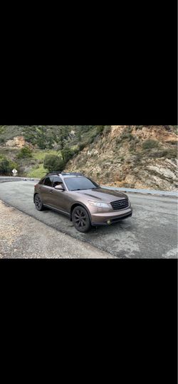 2004 Infiniti FX35