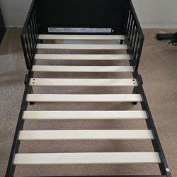 Black toddler bed (NO MATTRESS)