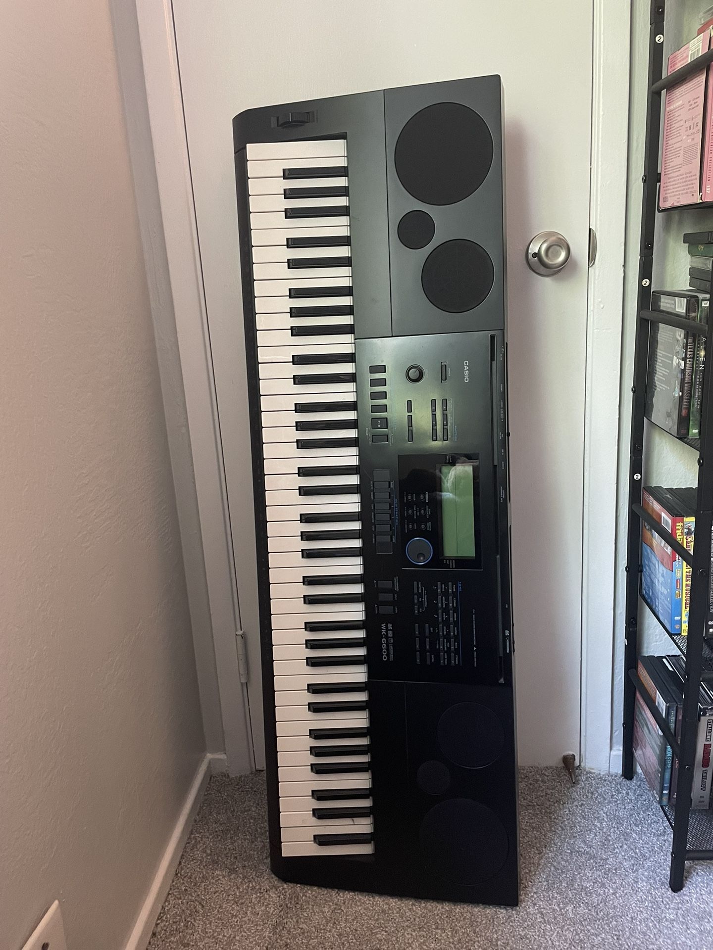 Casio WK 6600 (Like New)