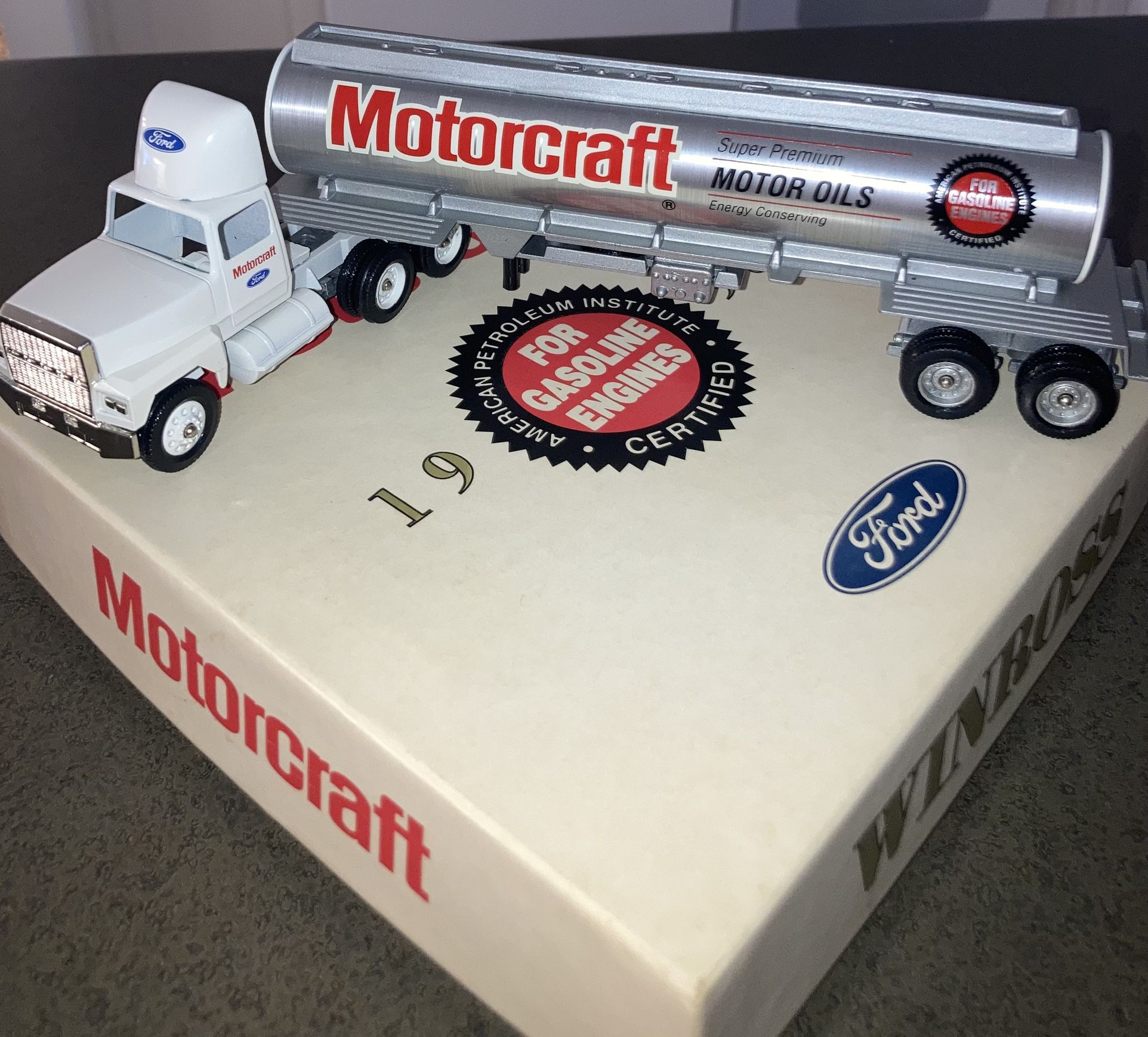 Winross Motorcraft Motor Oils Semi Truck