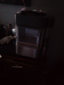 GE Ice Maker