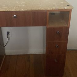 Nail Table