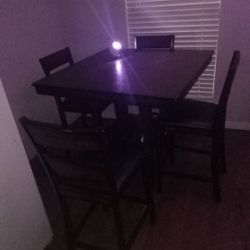 4 Chairs And Table Set