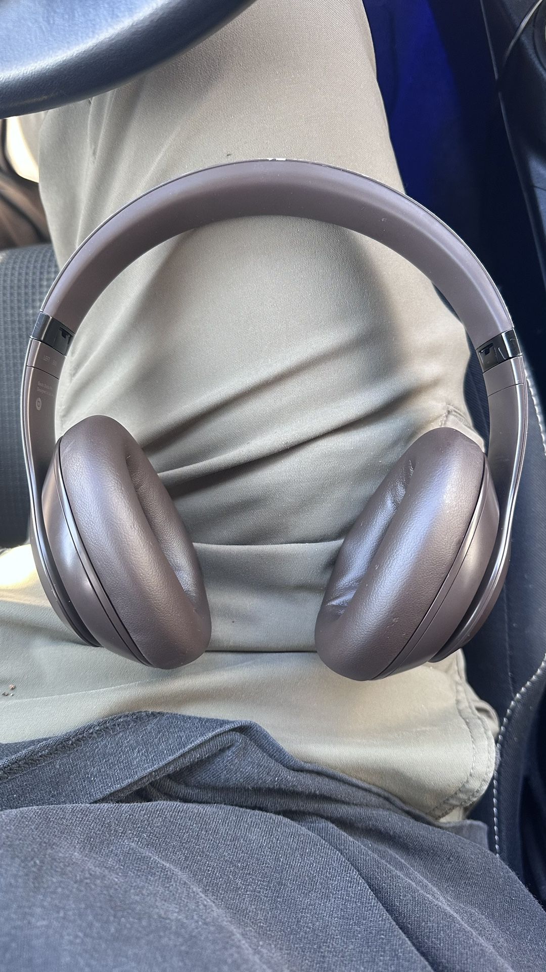 Beats Studio pros