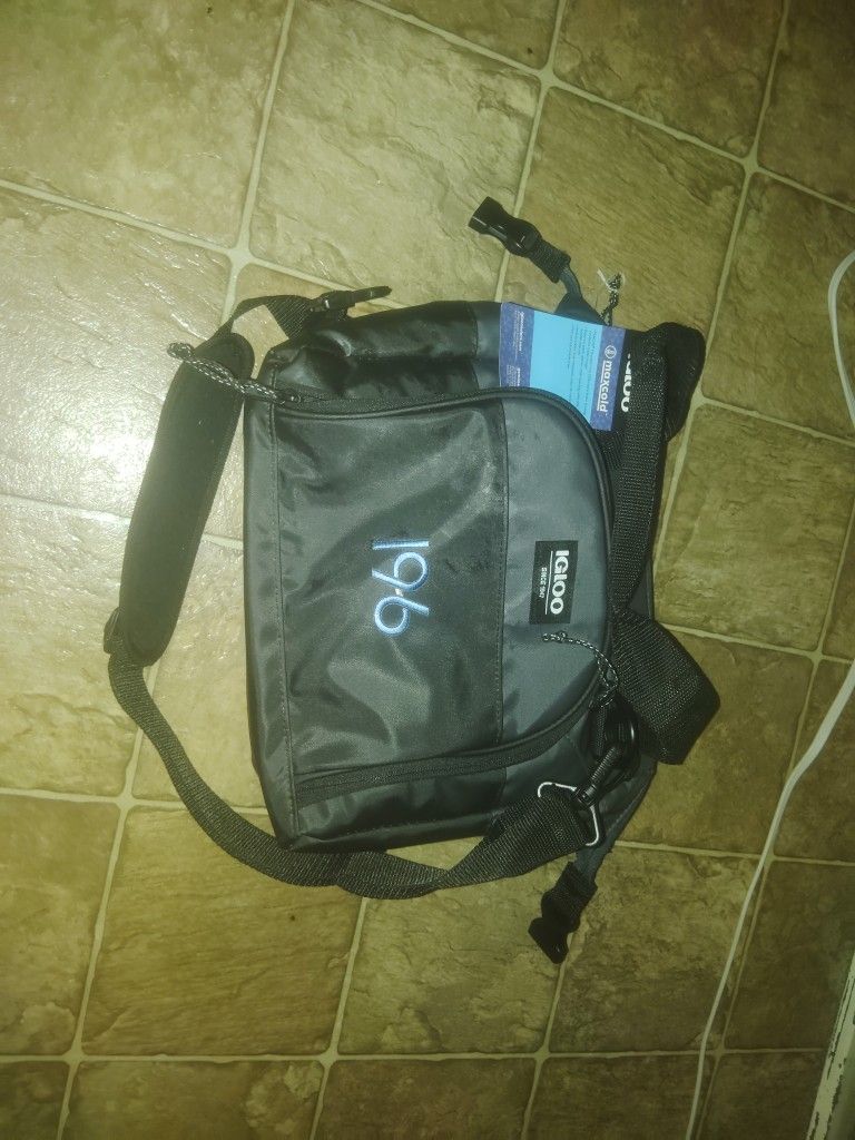 Igloo Soft Cooler