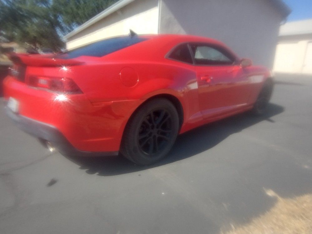 2016 Camero Low 43,00 Original Miles