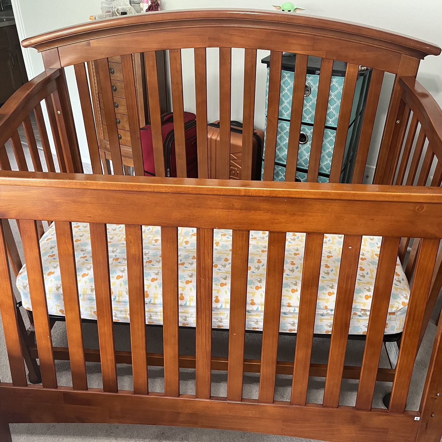 Crib  - Essentials by Baby Cache