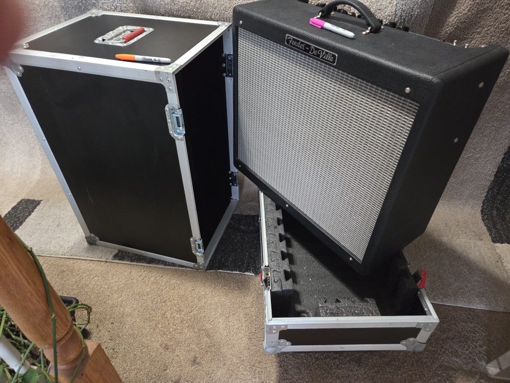 Fender Hot Rod DeVille 212 and Gator G-Tour AMP212 Case