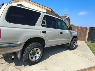 1999 Toyota 4RUNNER 4cilnder