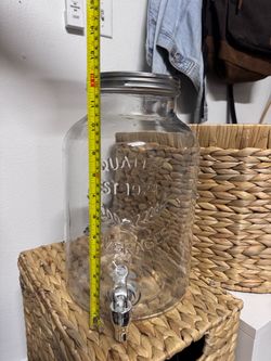 Glass Beverage Dispenser with Spigot