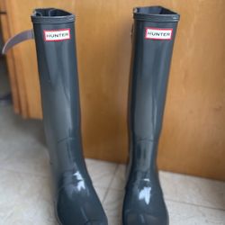 Hunter Rain Boot Sz 8